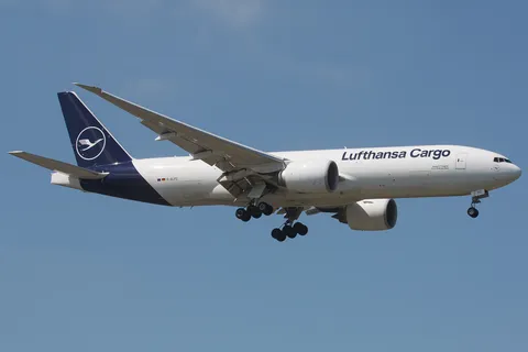 D-ALFC · Boeing 777-FBT · LTFM