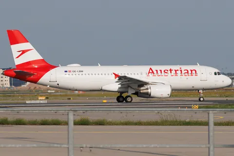 OE-LBM · Airbus A320-214 · EDDF