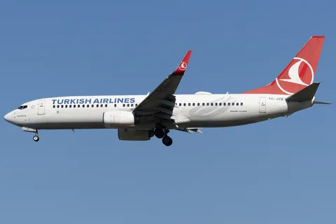 TC-JVB · Boeing 737-8F2 · LTFM