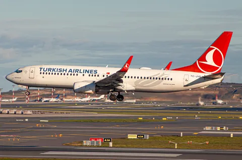 TC-JVB · Boeing 737-8F2 · LTFM