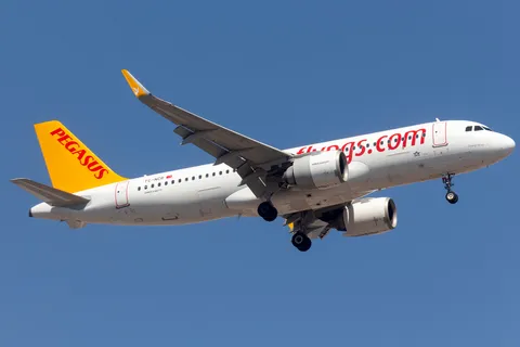 TC-NCR · Airbus A320-251N · LTFJ