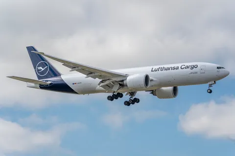 D-ALFH · Boeing 777-FBT · LTFM