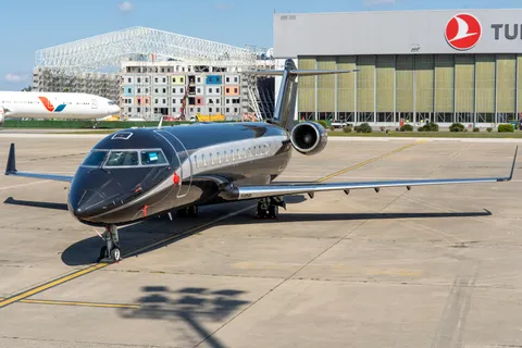 T7-LUK · Bombardier CL-600-2B19 Challenger 850 · LTBA