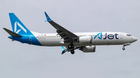 TC-OHP · Boeing 737 MAX 8 · LTBA