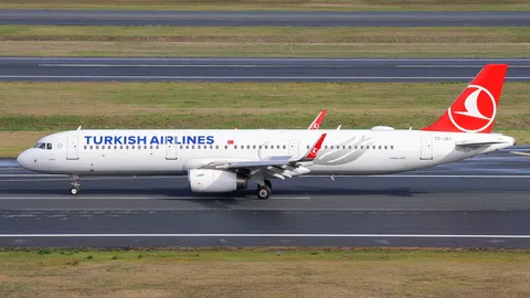 TC-JST · Airbus A321 · LTFM