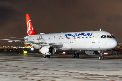 TC-JSK · Airbus A321-231 · LTCE