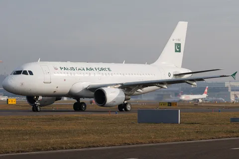 A-1102 · Airbus A319-112 · LSZH