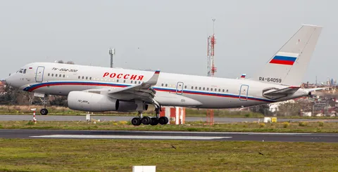 RA-64059 · Tupolev Tu-204 · LTBA