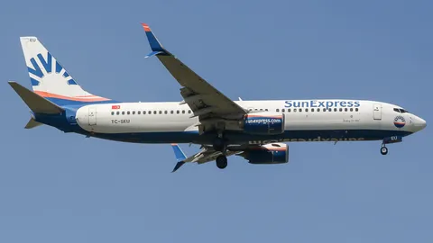 TC-SEU · Boeing 737-8HC · LTBJ