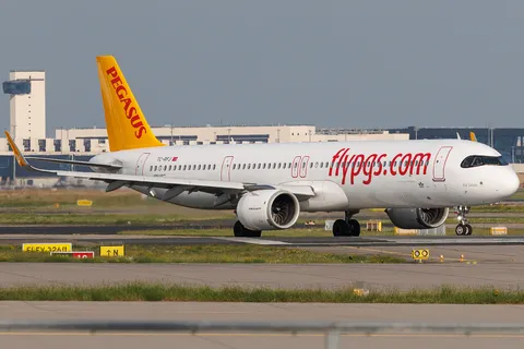 TC-RFJ · Airbus A321-251NX · EDDF