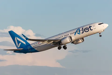 TC-OHF · Boeing 737 MAX 8 · LTFJ