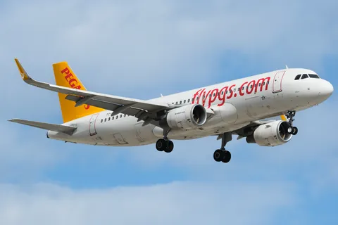 TC-DCM · Airbus 320-214 · LTAI