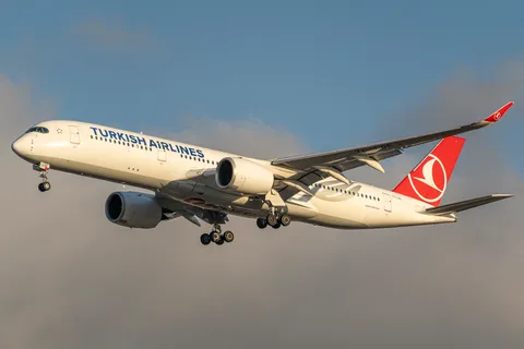 TC-LGE · Airbus A350-941 · LTFM