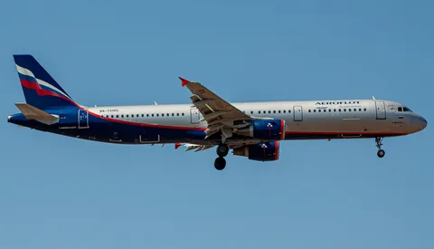 RA-73165 · Airbus A321-211 · LTFM