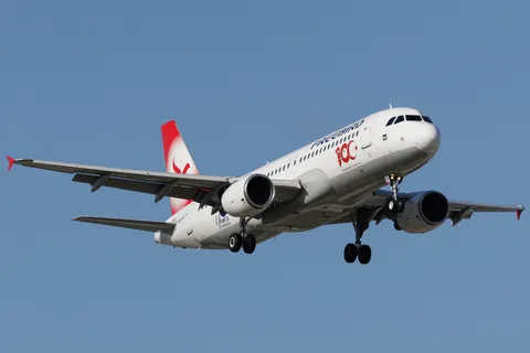TC-FHF · Airbus A320-214 · LTAI
