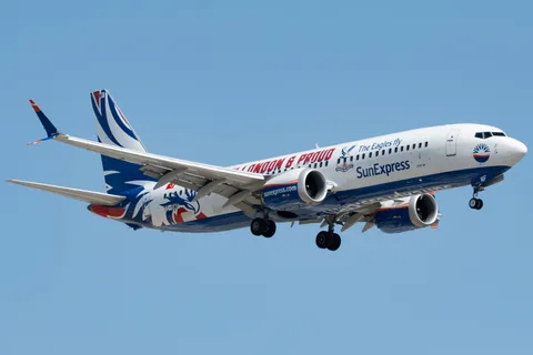 TC-SMF · Boeing 737 MAX 8 · LTAI