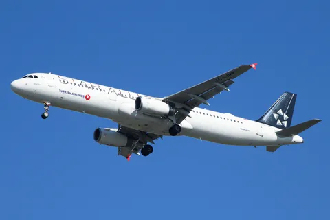 TC-JRY · Airbus A321-231 · LTFM