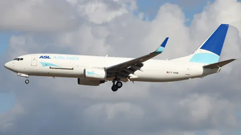 F-HIQB · Boeing 737-8AS(BCF) · LTFM